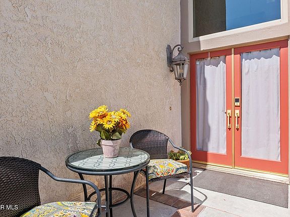 4th image of 885 Congressional Rd