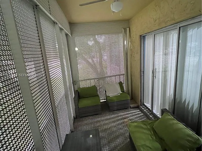 6101 N Falls Circle Dr — Photo 4