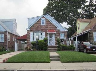 11922 234th St, Cambria Heights, NY 11411