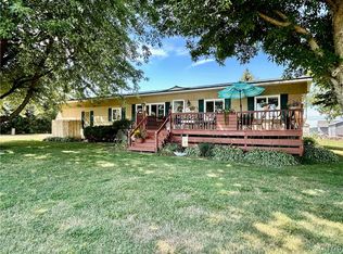 33797 Carlton Dr, Cape Vincent, NY 13618