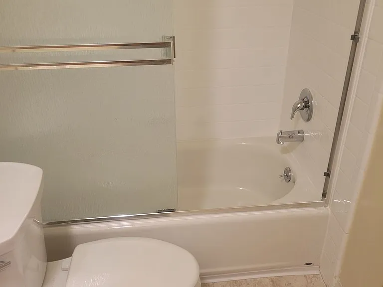 37 unit building close to CSUN! — Photo 25