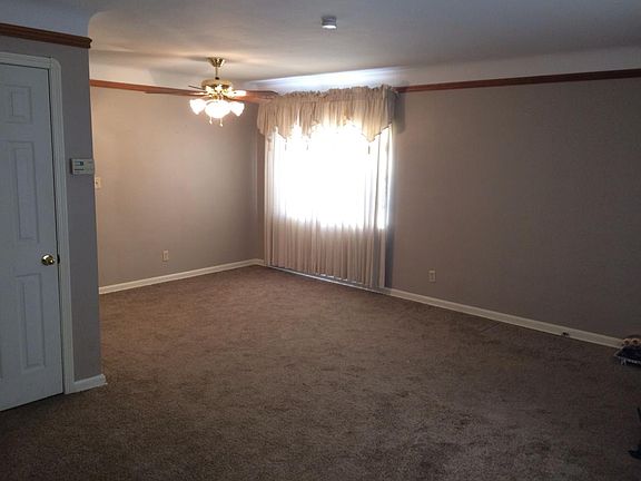 4th image of 5807 Warwick Dr #Down