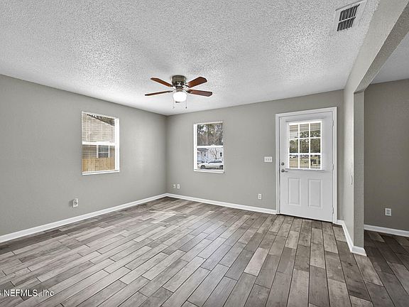 4th image of 5302 TEQUESTA Court