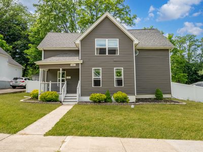 221 N 6th St, St Charles, IL, 60174
