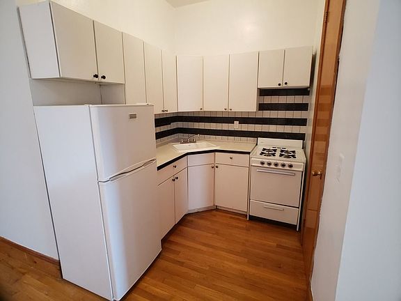 3rd image of 360 Union St #4D