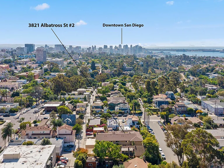 3821 Albatross St — Photo 47
