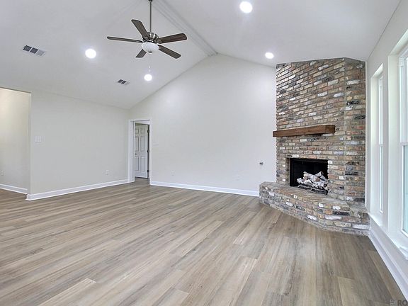 5th image of 5029 Herridge Dr