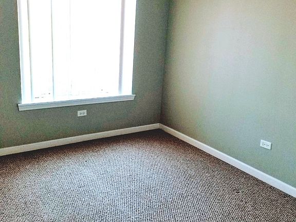 4th image of 2272 S Archer Ave Unit 4D