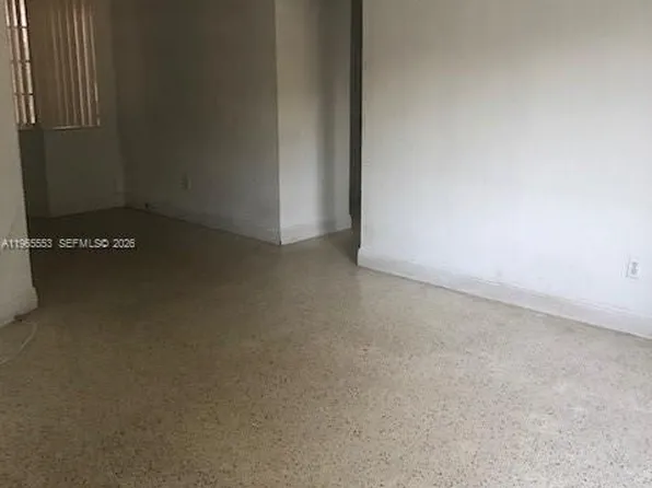 127 Phoenetia Ave APT 2, Coral Gables, FL 33134