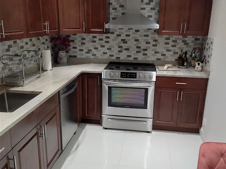 4250 Galt Ocean Dr #10K — Photo 10
