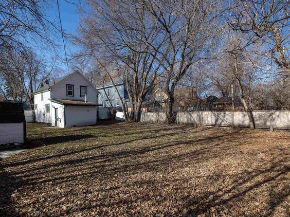 5308 48th Ave, Wetaskiwin, AB T9A 0N5
