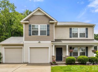 928 Newfound Hollow Dr, Charlotte, NC 28214