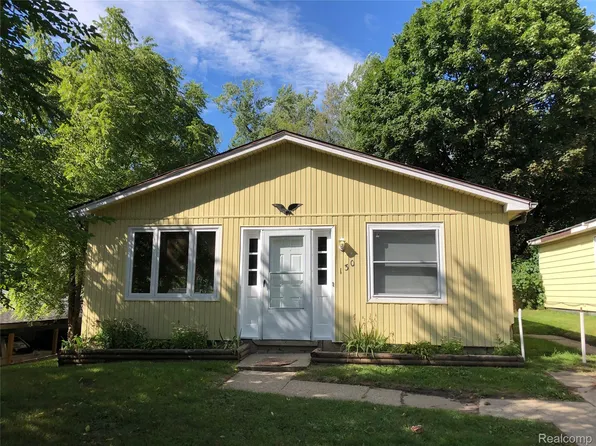 130 Parkdale Ave, Pontiac, MI 48340