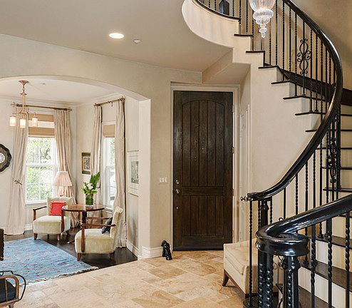 5th image of 2772 Hollyview Ct