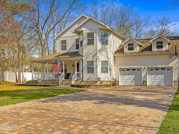 12 2nd Street, Barnegat, NJ 08005