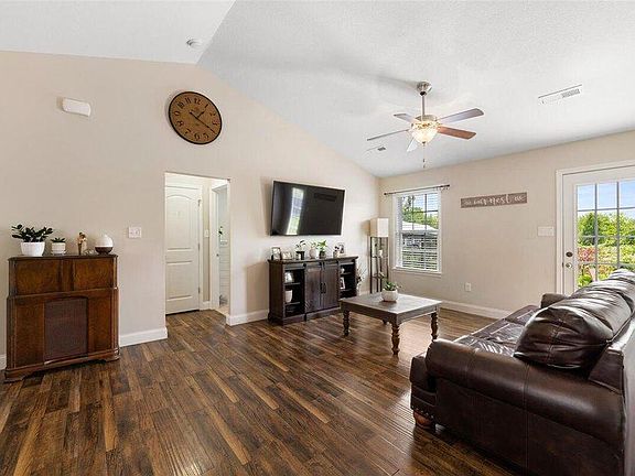 3rd image of 2733 Ely Park Ln