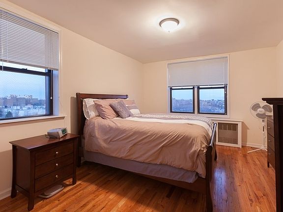 4th image of 5022 40th St APT 6B
