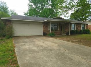 2601 Backus Ave, Springdale, AR 72762