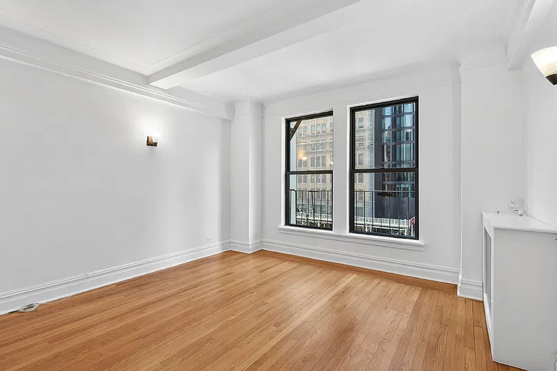 440 West 34th Street — Photo 2