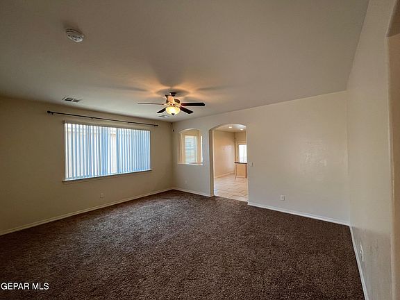 2nd image of 147 N Manzanita Dr