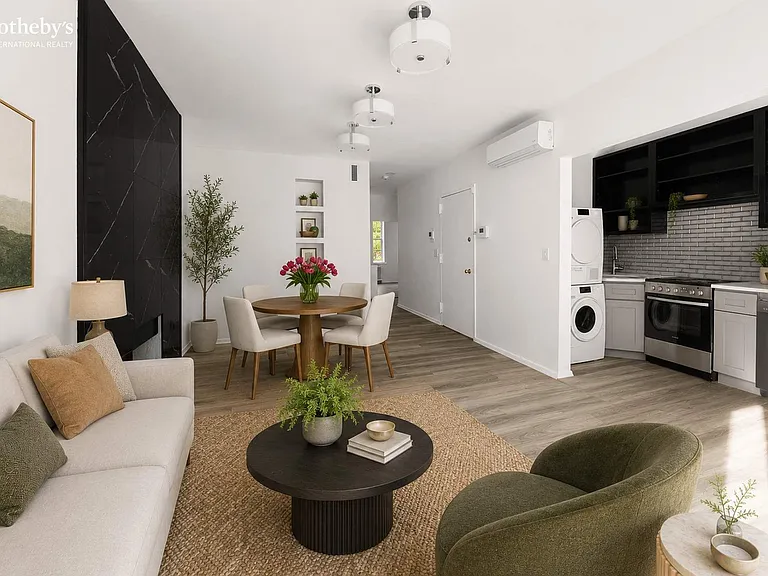 426 W 22nd St #2 — Photo 4