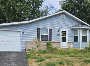 1437 Kathleen Dr, Wentzville, MO 63385