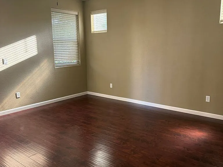 4032 Vittoria Ln — Photo 14