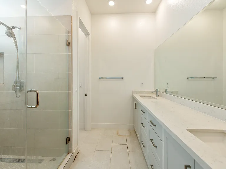 152 Yugen — Photo 13