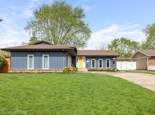9442 Cottonwood Dr, Munster, IN 46321