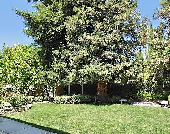 2nd image of 6149 Capistrano Ave