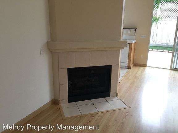 3rd image of 8297 Gold Coast Dr Unit 05