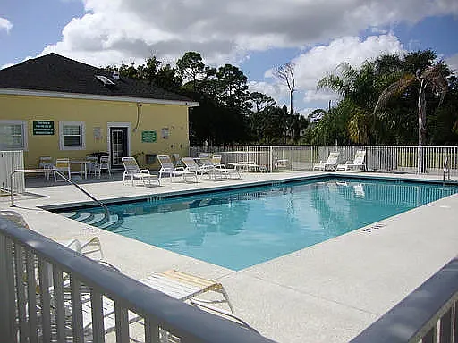 3 bed, 1335 sqft, $2,250 — Photo 2