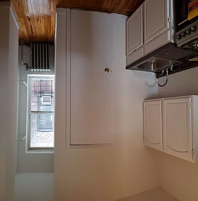 Rented by Signature Property Realty | media 31