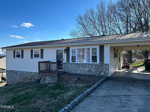 4th image of 211 Linda St