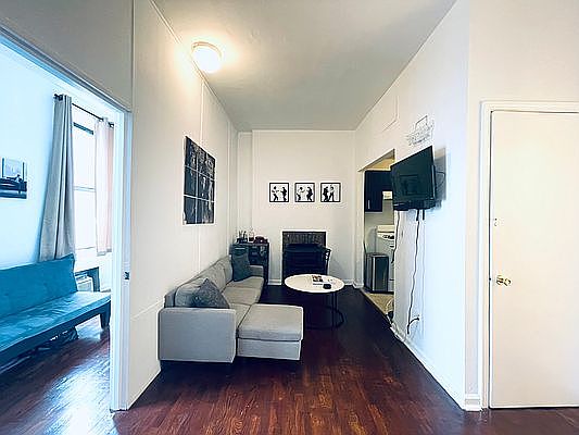5th image of 219 2nd Ave APT 3F