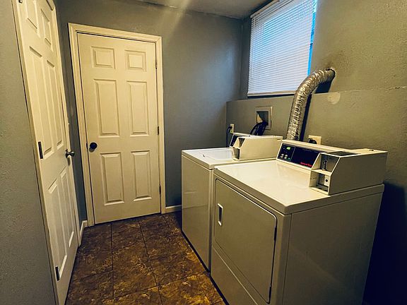 4th image of 5425 E 27th St #1