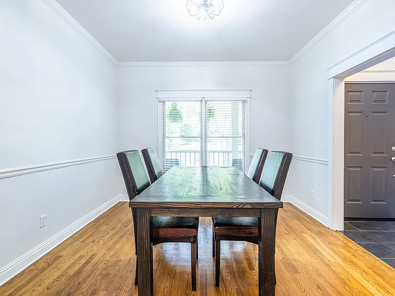 445 Loomis Ave SE — Photo 7