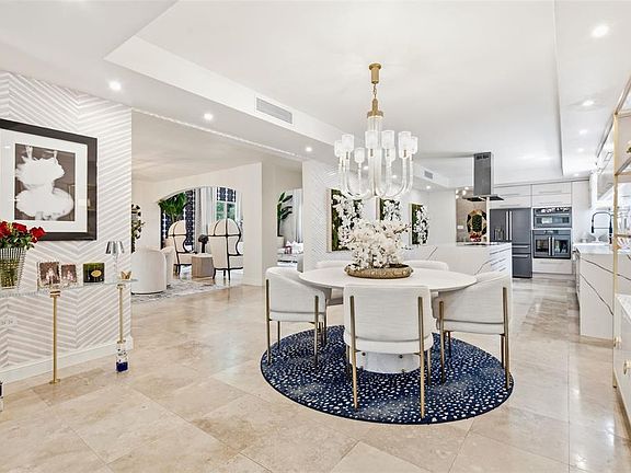 3rd image of 386 DORADO BEACH EAST