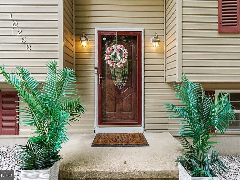 12258 Catalina Dr — Photo 4