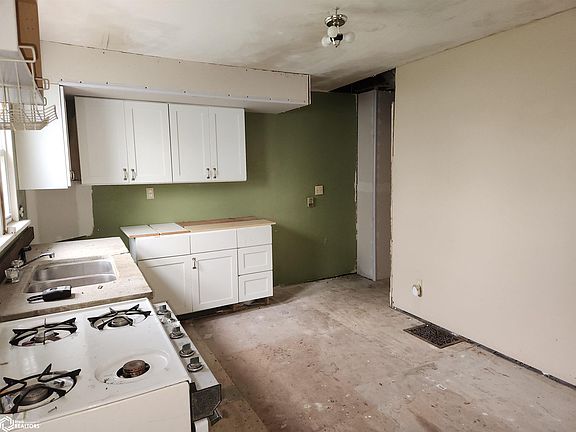 2nd image of 205 E State St