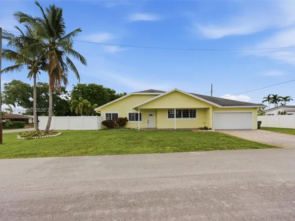 4361 NE 13th Ter, Oakland Park, FL 33334