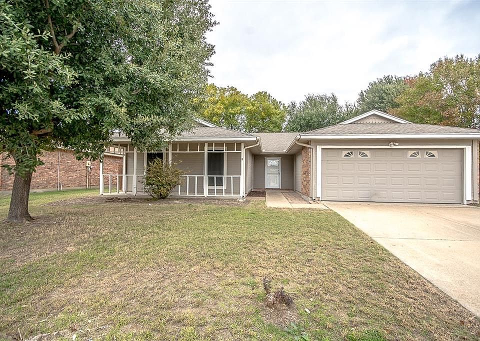 1st image of 2666 Fairmont Dr