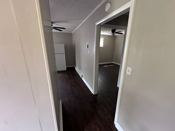 2nd image of 1540 Catawba Ter #2