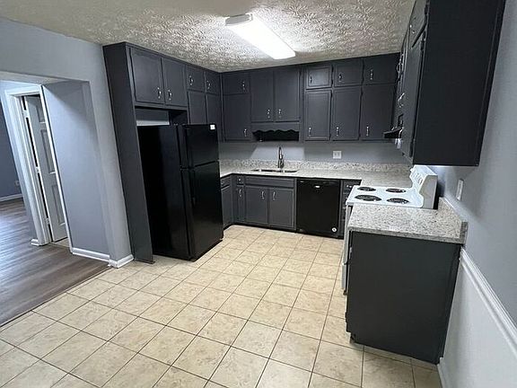 4th image of 281 Scarlet Way