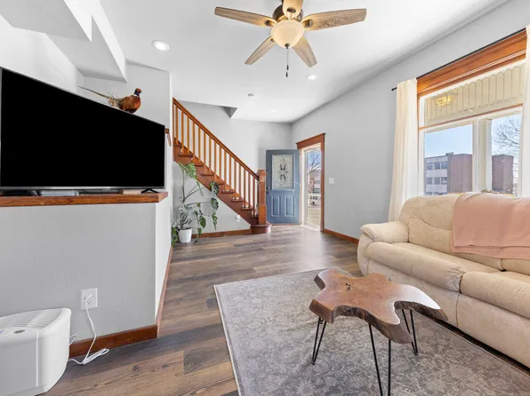 324 W Pleasant Dr, Pierre, SD 57501