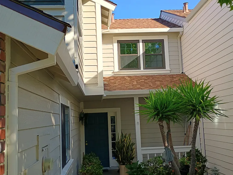 4042 Penny Ter — Photo 1