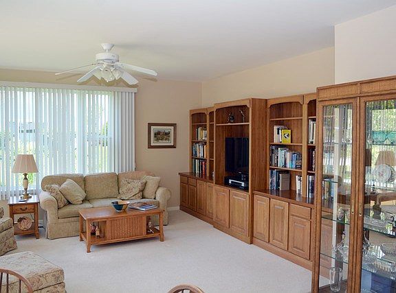 2nd image of 11863 Wildrose Dr