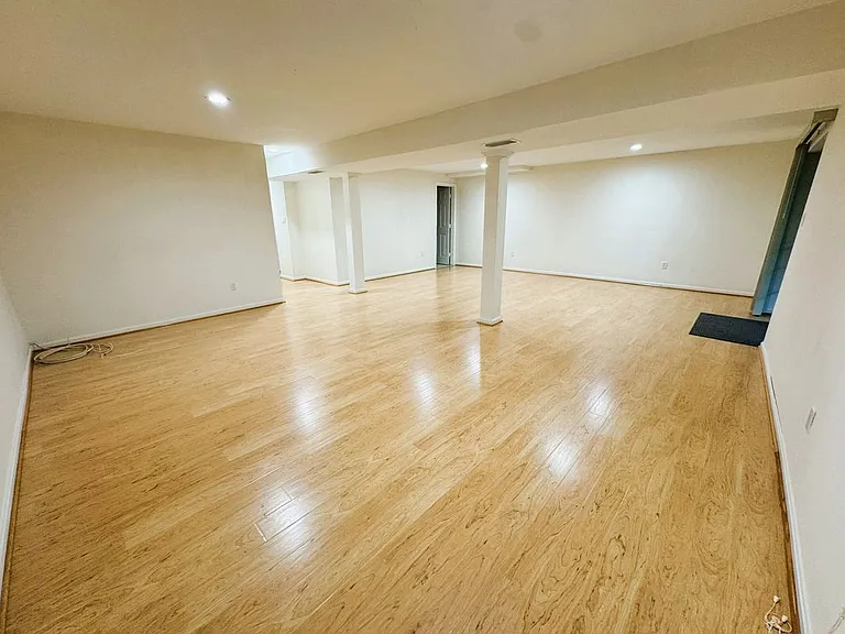 4507 Highland Green Ct — Photo 15