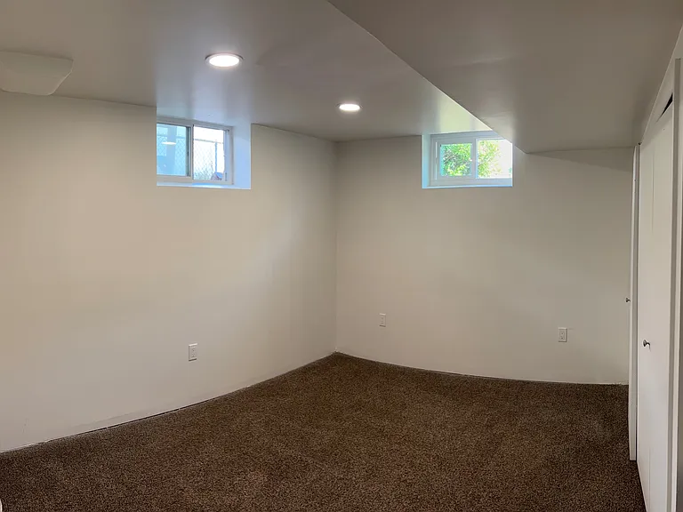 1415 W Riverside Cir — Photo 11