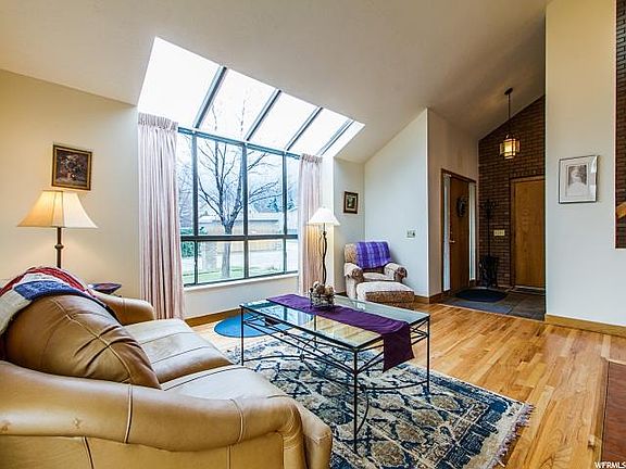 3rd image of 9808 S Little Cottonwood Ln